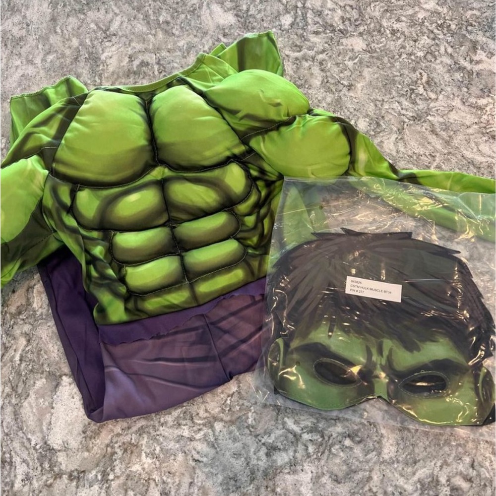 BRAND NEW: Marvel Hulk Muscle Halloween Costume